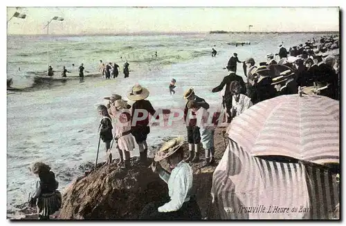 Ansichtskarte AK Trouville L&#39heure du bain