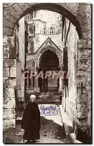 Cartes postales Chartres Vieille rue Saint Yves Femme Folklore