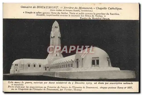 Cartes postales Ossuaire De Douaumont Arriere Du Monument Chapelle catholique Militaria