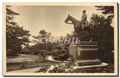 Ansichtskarte AK Mont Cassel Statue Du Marechal Foch Militaria