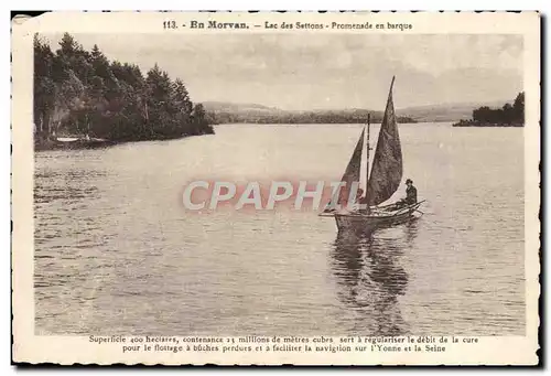 Cartes postales En Morvan Lac Des Settions Promenade en barque Bateau