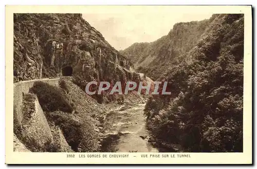 Cartes postales Les Gorges De Chouvigny Vue Prise Sur Le Tunnel