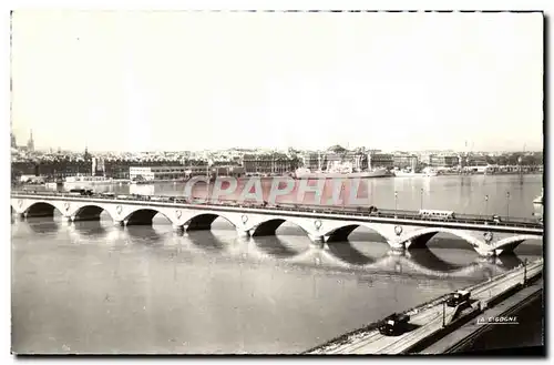 Moderne Karte Bordeaux Le Pont De Pierre et vue generale du port