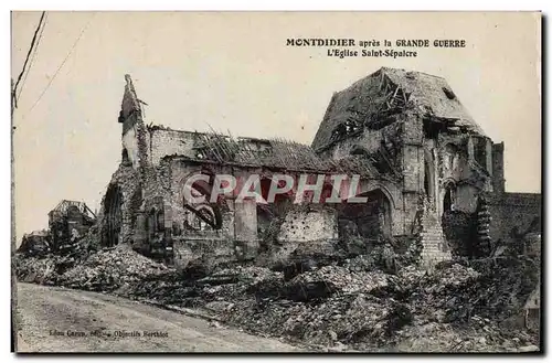 Ansichtskarte AK Montdidier Apres la Grande Guerre L&#39eglise Saint Sepulcre Militaria