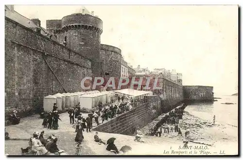 Ansichtskarte AK Saint Malo Les Remparts et la Plage