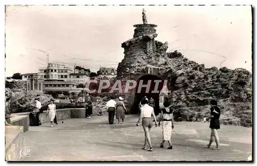 Cartes postales moderne Biarritz Rocher de la Vierge le Musee de la Mer