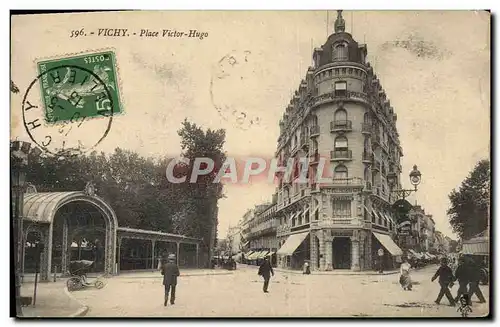 Cartes postales Vichy Place Victor Hugo