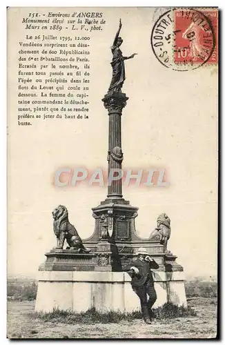 Cartes postales Environs d&#39Angers Monument Lion