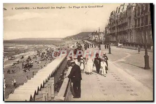 Cartes postales Cabourg le Boulevard des Anglais La Plage et la Grand Hotel