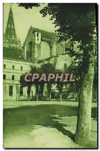 Cartes postales Saint Maixent Caserne Canclaux installee dans l&#39abbaye adossee a l&#39eglise gothique