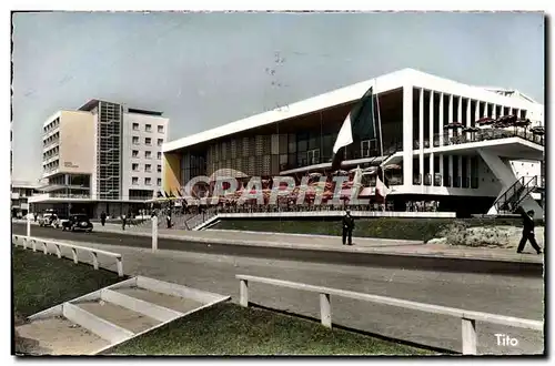 Cartes postales moderne Royan Le Palais Des Congres Et Hotel de Foncillon