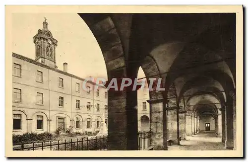 Ansichtskarte AK Petit Seminaire D&#39Aubenas La Facade Sur Le Jardin D&#39Honneur