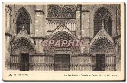 Ansichtskarte AK Poitiers La Cathedrale Portails Et Facade