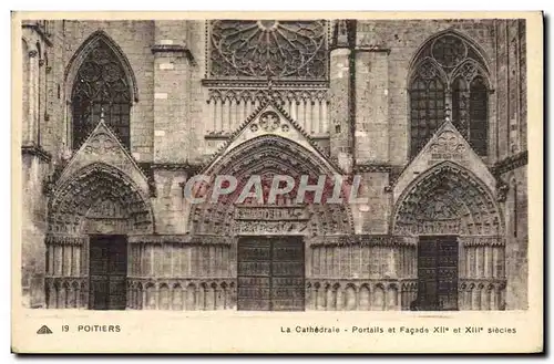 Cartes postales Poitiers La Cathedrale Portails Et Facade