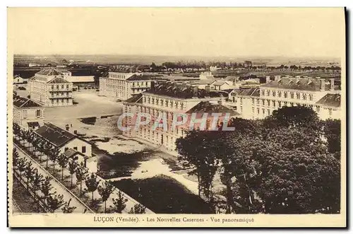 Ansichtskarte AK Lucon Les Nouvelles Casernes Vue panoramique Militaria