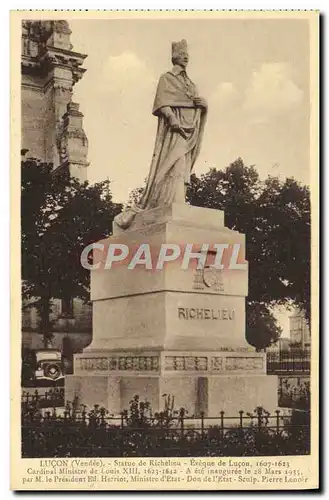 Cartes postales Lucon Statue de Richeliue Eveque de lucon