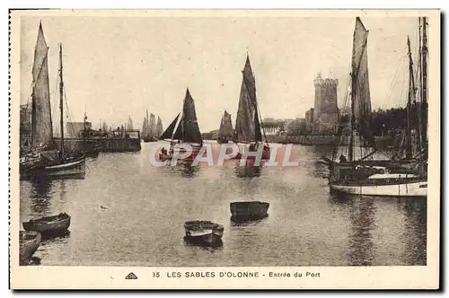 Cartes postales Les Sables D'Olonne Entree du Port Bateaux