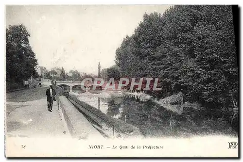 Ansichtskarte AK Niort Le Quai de la Prefecture