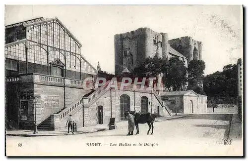 Cartes postales Niort Les Halles et le Donjon