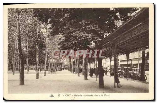 Cartes postales Vichy Galerie Couverte Dans le Parc