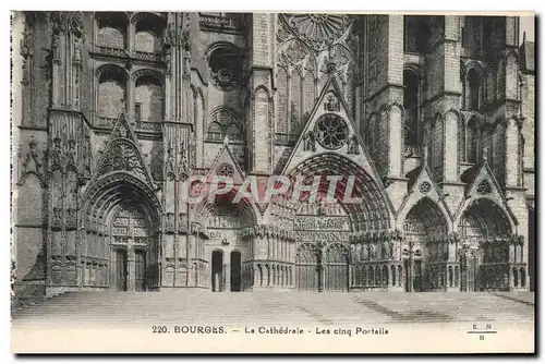 Cartes postales Bourges La Cathedrale Les Cinq Portails