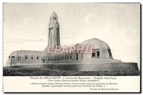 Ansichtskarte AK Ossuaire De Douaumont Arriere Du Monument Chapelle catholique Militaria