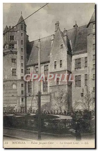 Cartes postales Bourges Palais Jacques Coeur La Grande Cour