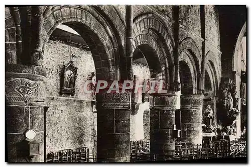 Cartes postales moderne Perros Guirec Interieur de l&#39Eglise Vieilles colonnes romanes