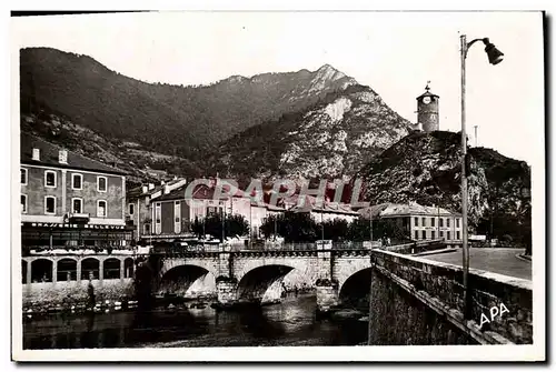 Cartes postales moderne Tarascon Sur Ariege Le Castella et le Pont sur l&#39Ariege