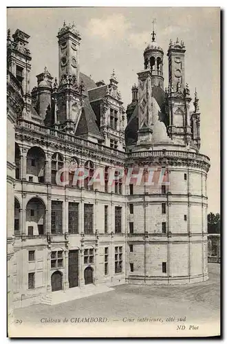 Ansichtskarte AK Chateau De Chambord Cour Interieure