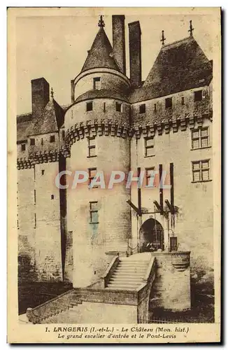 Cartes postales Langeais Le Chateau Le Grand Escalier D&#39Entree et le pont levis