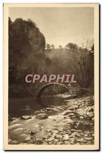 Ansichtskarte AK Ardes Sur Couze Vallee De Rentieres Le Rocher De l&#39Aigle et le pont de la chicane