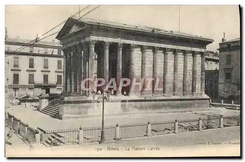 Cartes postales Nimes La Maison Carree