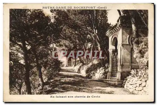 Cartes postales Notre Dame De Rochefort En faisant son chemin de croix