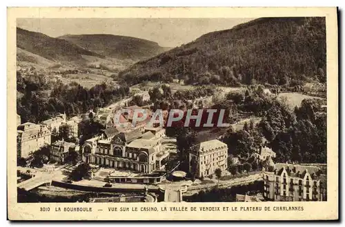 Ansichtskarte AK La Bourboule Vue Sur Le Casino La Vallee De Vendeix et le plateau de Charlannes