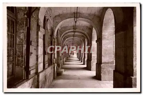 Cartes postales La Rochelle Les Arcades Du Palais