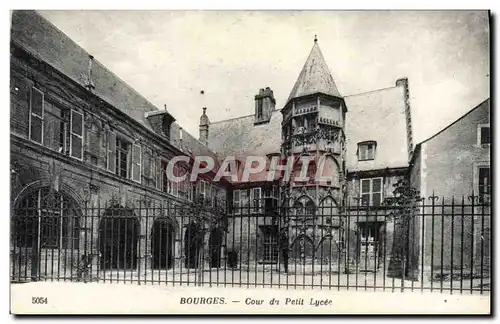 Cartes postales Bourges Cour du petit Lycee