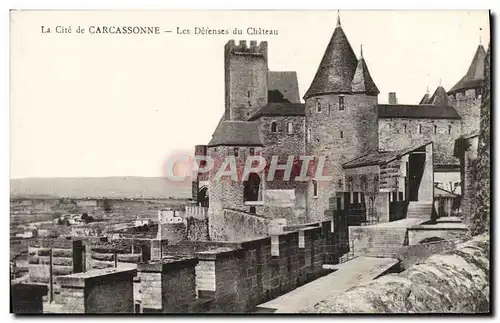 Cartes postales Carcassonne Les defenses Du Chateau