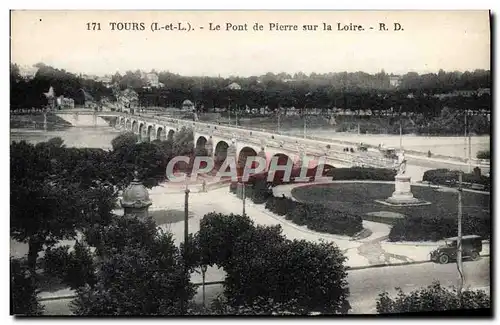 Cartes postales Tours Le pont de pierre sur la Loire