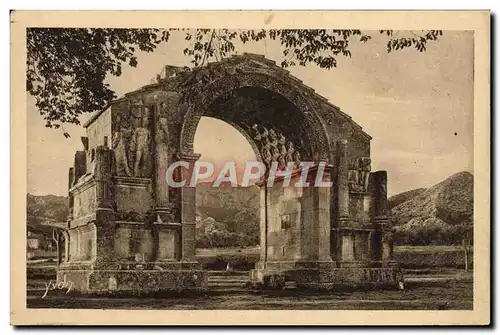 Ansichtskarte AK Monument romain a Saint Remy de Provence Plateau des Antiquites