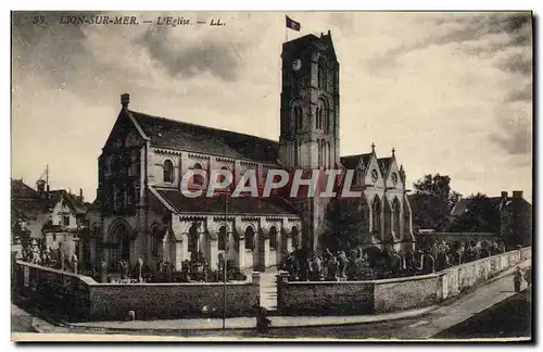 Cartes postales Lion sur Mer L'eglise