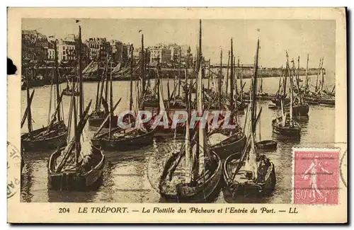 Ansichtskarte AK Bateau de peche Le Treport La flotille des pecheurs et l&#39entree du port
