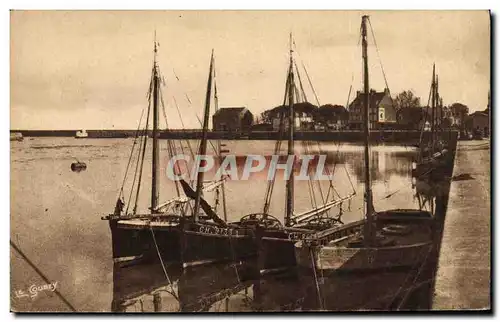 Cartes postales Bateau de peche Saint Vaast la Houlgue le port