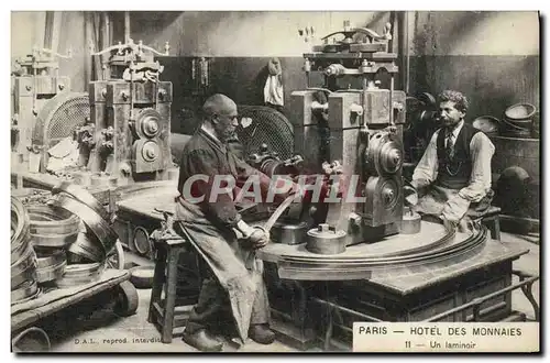 Cartes postales Monnaies Paris Hotel des Monnaies Un laminoir