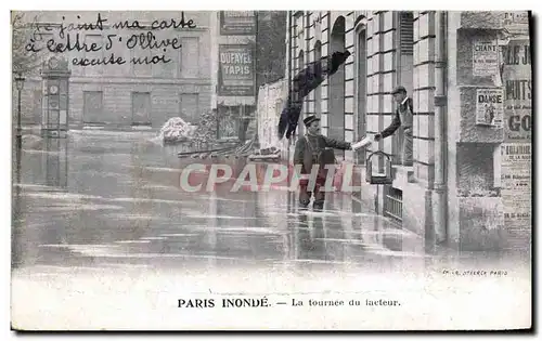 Cartes postales Paris inonde Inondations La tournee du facteur