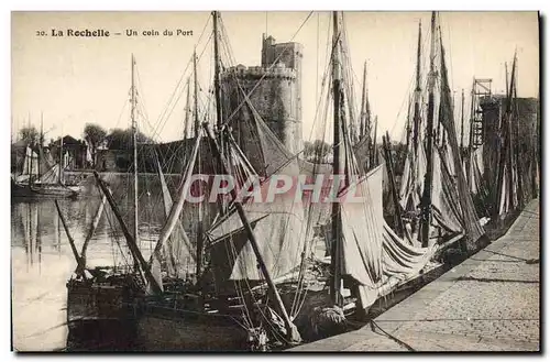 Ansichtskarte AK Bateau de peche La Rochelle Un coin du port