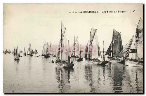 Ansichtskarte AK Bateau de peche La Rochelle Une sortie de barques