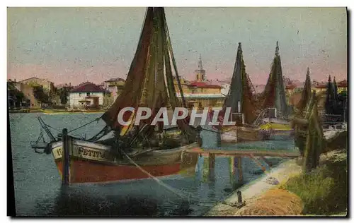 Cartes postales Bateaus de peche a Verrieres Martigues