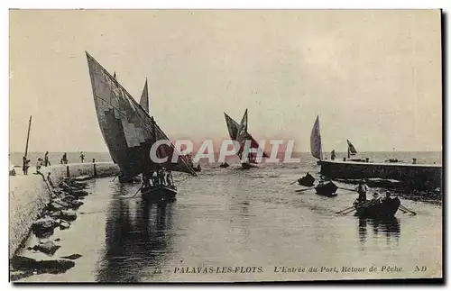 Cartes postales Bateau de peche Palavas les flots L'entree du port Retour de peche