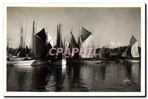 Moderne Karte Bateau de peche Concarneau Groupe de thonniers